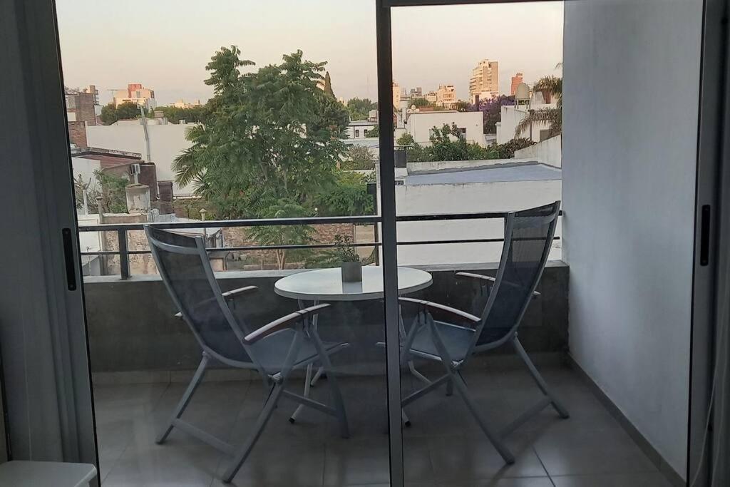 Monoambiente Con Cochera Cubierta A 300m Del Hospital Espanol Y 15 Cuadras Del Estadio Unico * La Plata